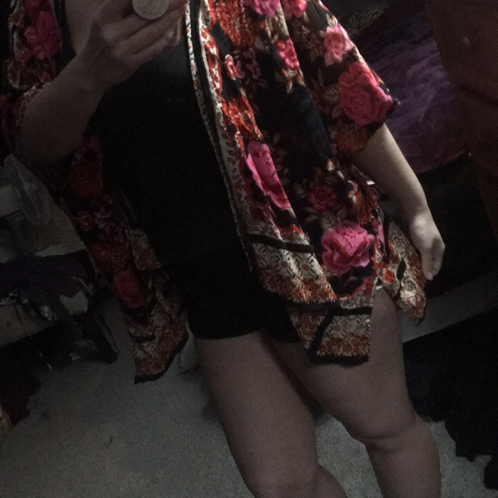 🌷Kimono🌷 - Picture 6 of 7